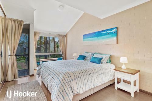 Amazing Waterfront Location, Pool, Beach, Water Views, Tropical Gardens