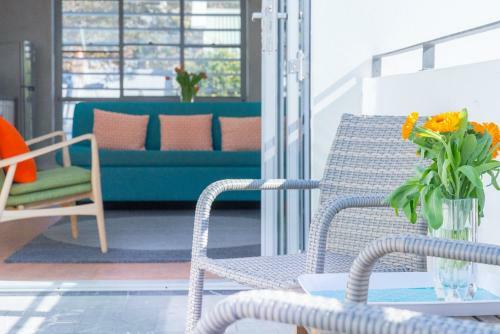 Chic East Sydney Pad