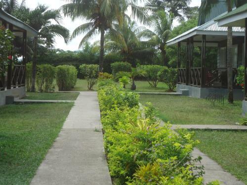 Hostal Chez Michellin Pensions Residence