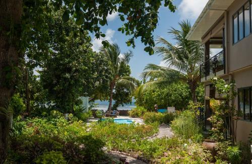 Le Repaire - Boutique Hotel & Restaurant