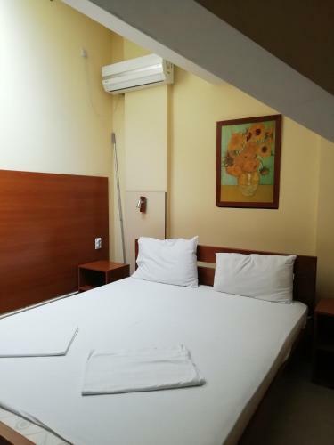 Hotel Accommodation Elegance