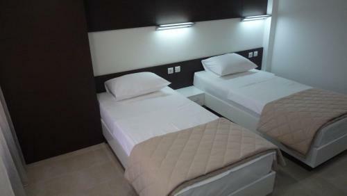 Hostal Apartments Good Night