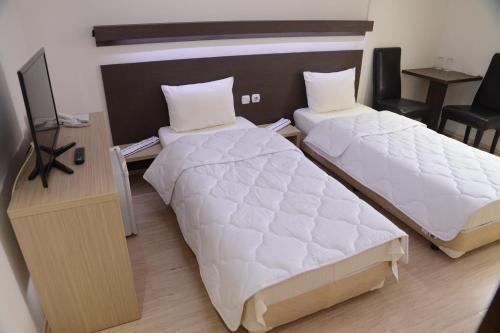 Hostal Guest Accommodation Konstantin 2008