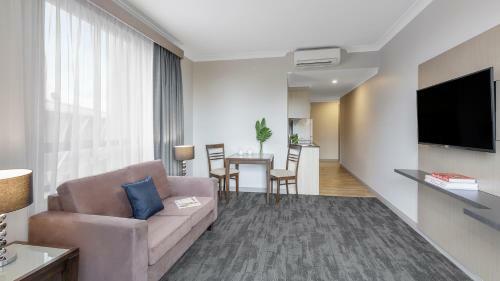 Aparthotel Oaks Sydney North Ryde Suites