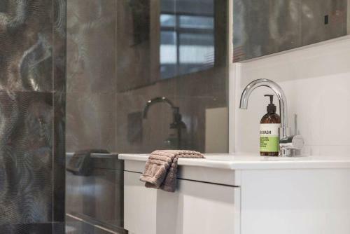 Lux Darlinghurst Apt By Airbnb Superhost