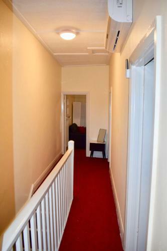 Comfortable Apartment In Trendy Haberfield Via 1