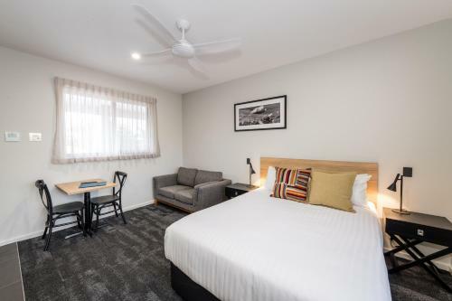 Avenue Motel Apartments