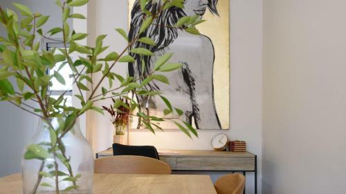 Trentham Central Villas - 6 Br / Ensuite / Sleeps 12