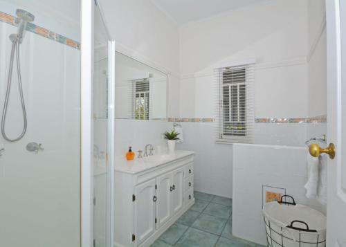 Ocean Breeze Hervey Bay