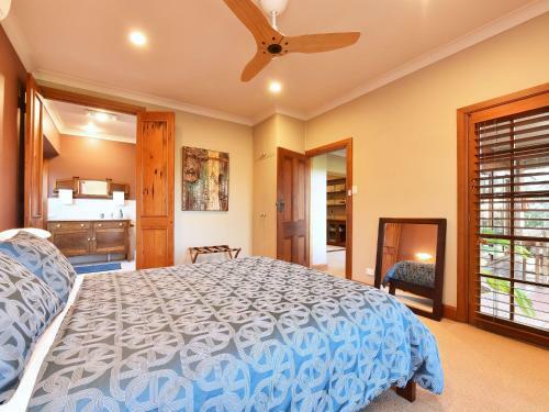 Wangi Waterfront Delight Estate - Waterfront Reserve Home