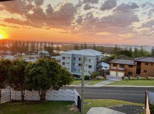 Hotel Yamba Views Accommodation