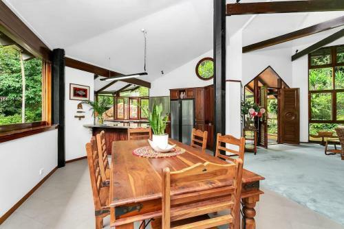 The Secret Treehouse