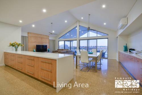 27 Kestrel Place - With Pool And Jetty