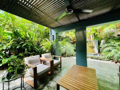 Lahania Lux Beach Villa