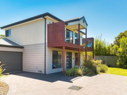 Beachside Villa Cowes