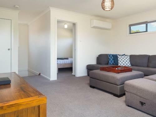 Beachside Villa Cowes