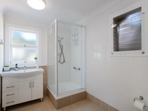 Blue Waters 7 Cook St Pet Friendly And Water Views