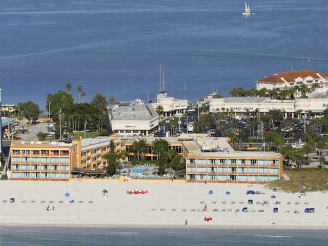 Hotel Dolphin Beach Resort