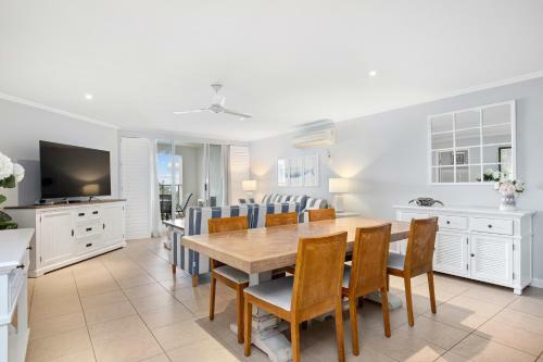 Apartamento Hamptons Meets Hervey Bay Oaks Resort