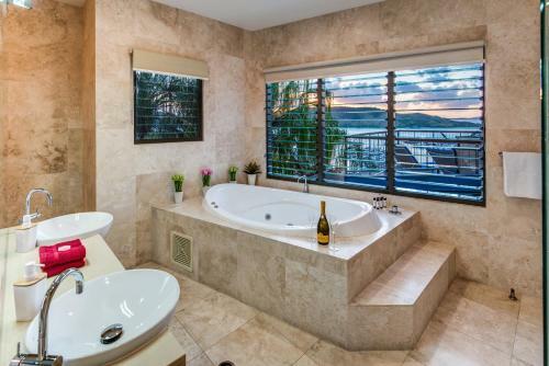Nautilus On Hamilton Island