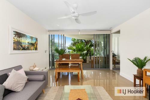 Cotton Beach 85 - Private Mid Floor Apartment