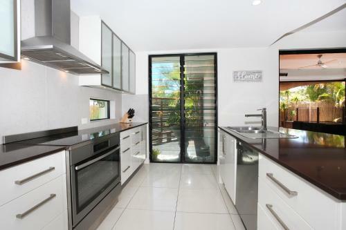 Apartamento Central Marcoola Holiday Home