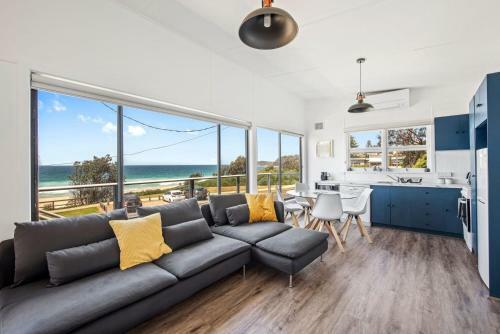 Mitchell Pde 31 Mollymook