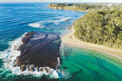 Beachfront Location - 28 Mitchell Pde