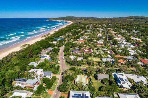 Villa A Perfect Stay - Shore Beats Work