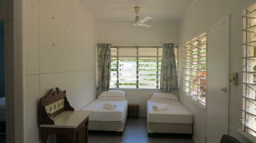 12 Wansfell Street Picnic Bay