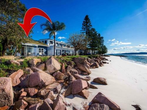 Mermaids Rest @ Corlette