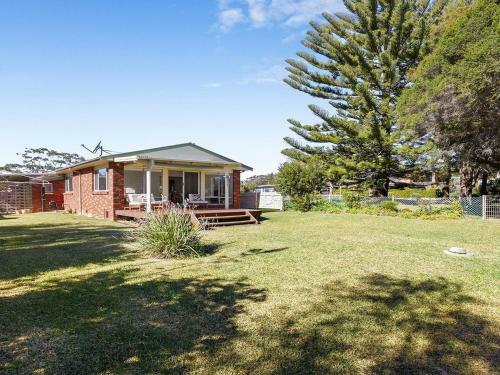 Braeside - Waterfront, Fireplace