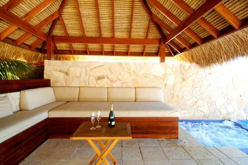 Sapphire Seas Beach House