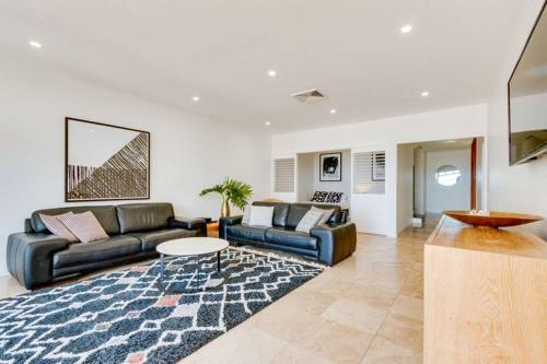 Sapphire Seas Beach House