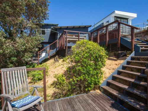 Illaroo I Absolute Waterfront With Spa