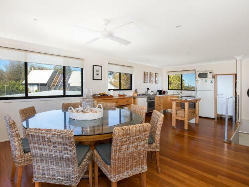 Endless Summer I Pet Friendly I 2 Mins Walk To Beach