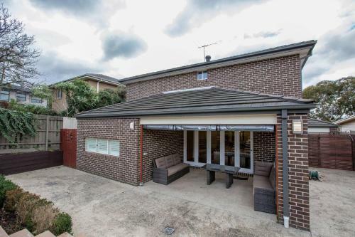 Magnificent Lux Stay@mont Albert 4br/wifi/garage
