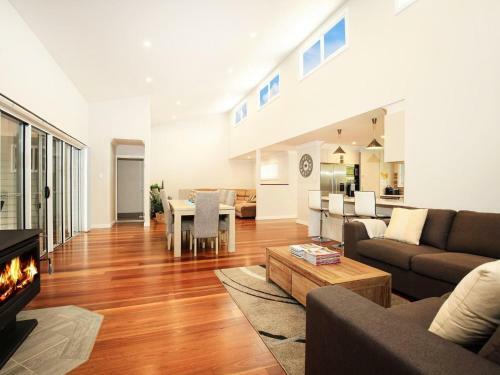 The Sands - Pet Friendly - 3 Min Walk To Beach