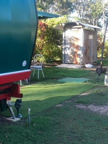 Fraser Coast Rv Park - Gypsy Wagon