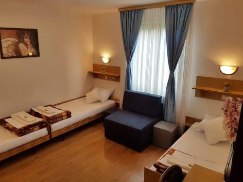 Hostal Pansion Park