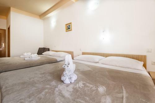 Hostal Hotel Ami-m