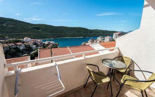 Hostal Hotel Ami-m