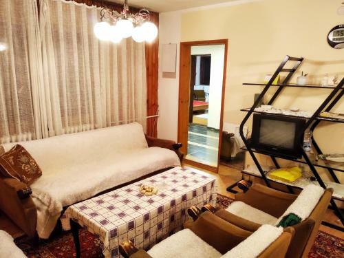 Hostal Apartman Gm