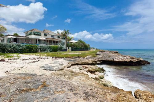 Villa Emily House Blue Sky Luxury