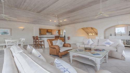 Royal Villa 14
