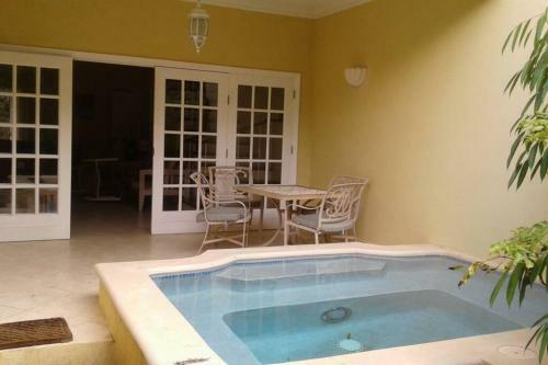 Westland Villa