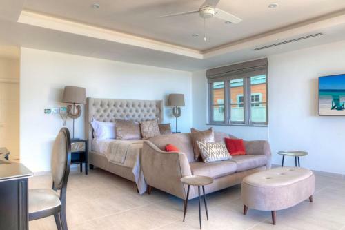 The One At The St. James By Blue Sky Luxury
