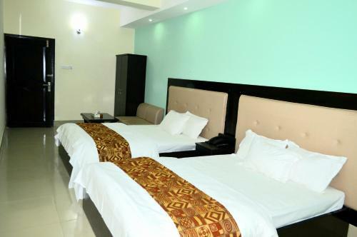 Grand Surma Hotel