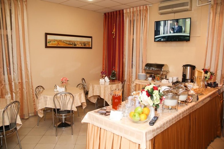 Ozerkovskaya Hotel