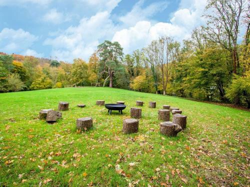 Luxurious Castle In Gesves With Fenced Garden